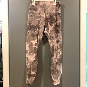 Lululemon size 8 legging